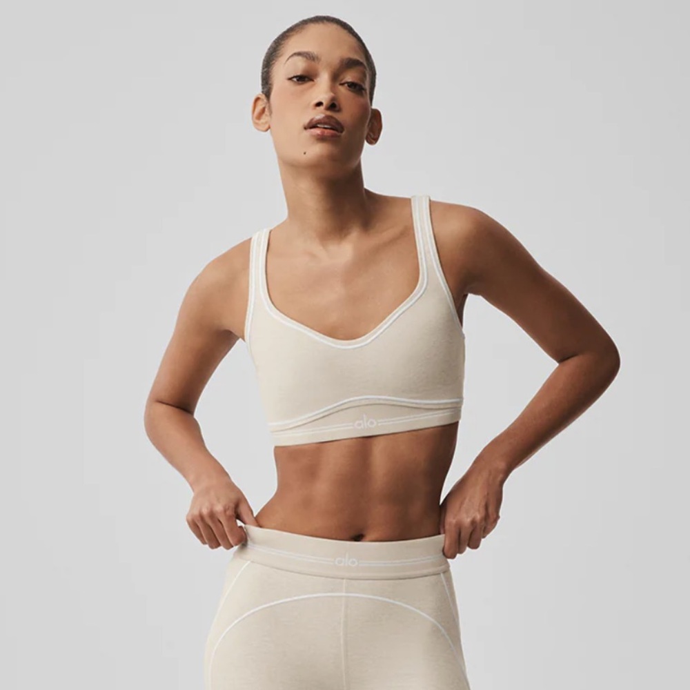 ALO Yoga Cream Scoop Bralette